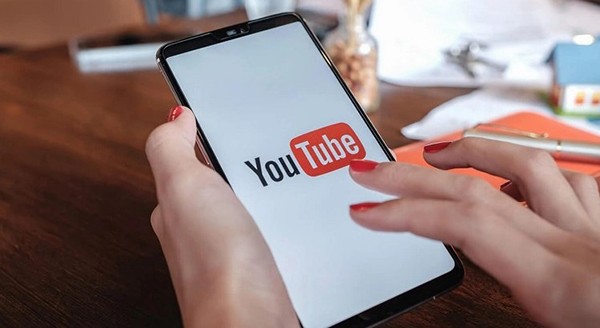 Sử dụng Android để tạo ra các nội dung đăng tải lên YouTube Studio